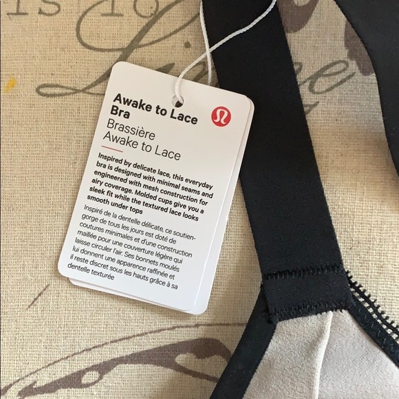 NWT Lululemon Awake to Lace Bra - Picture 3 of 6